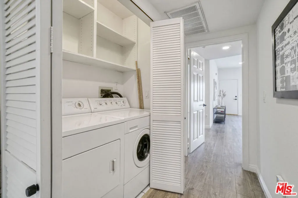 1414 S Saltair Avenue 301, Los Angeles, California 90025 home-pic-14